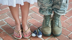 Жёнам и детям военнослужащих по призыву положены выплаты